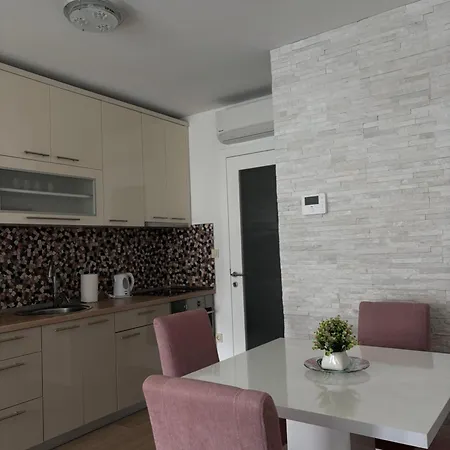 Appartamento Volak Makarska